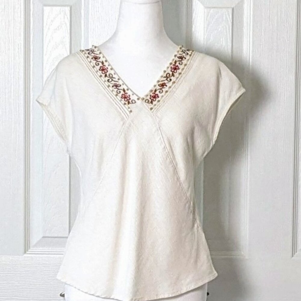 WHITE STAG Women's Sleeveless Embroidered Accent Top Blouse  Size S  White